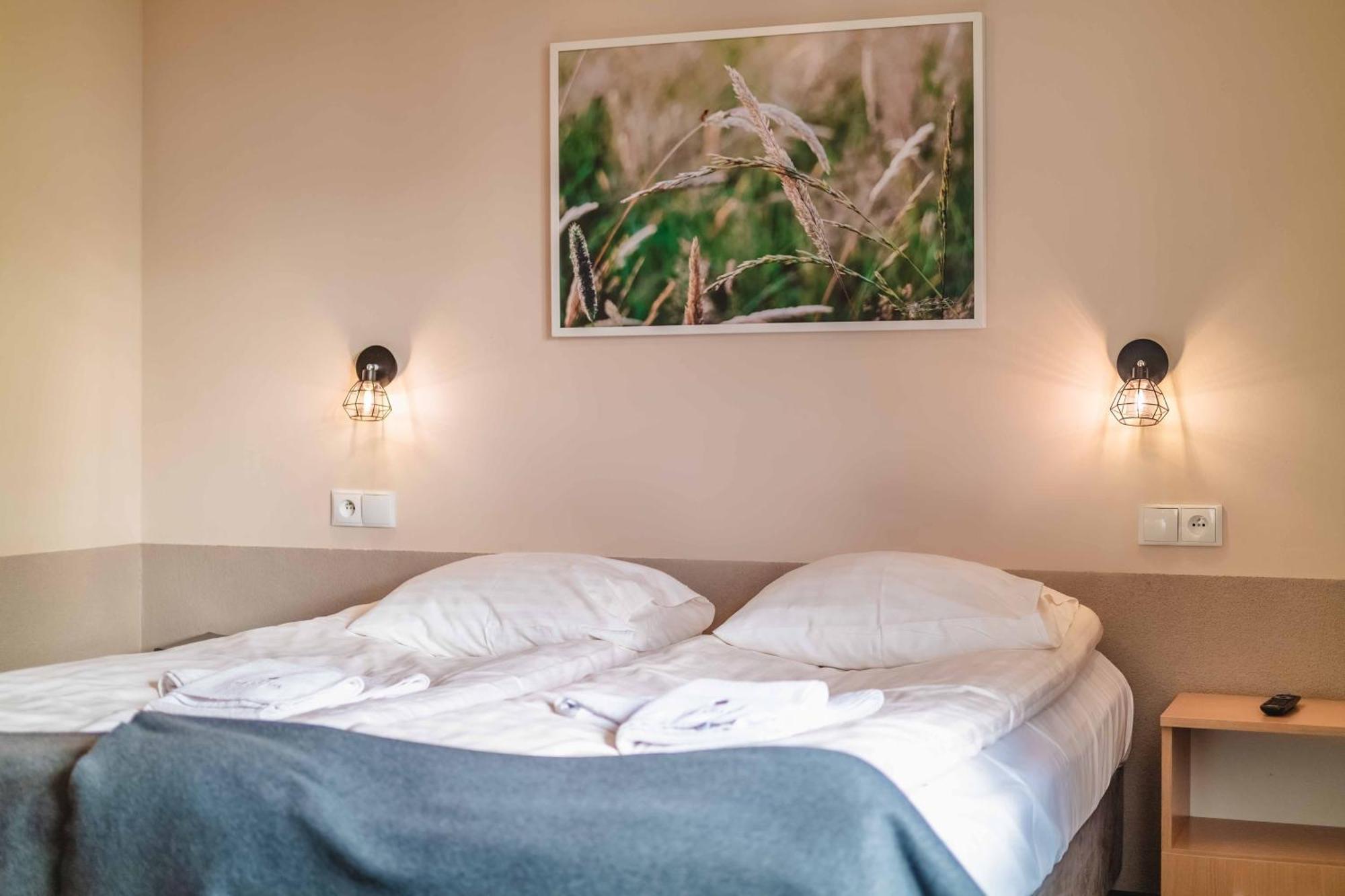Granada Pensjonat & Spa Дужники Здрой Екстериор снимка