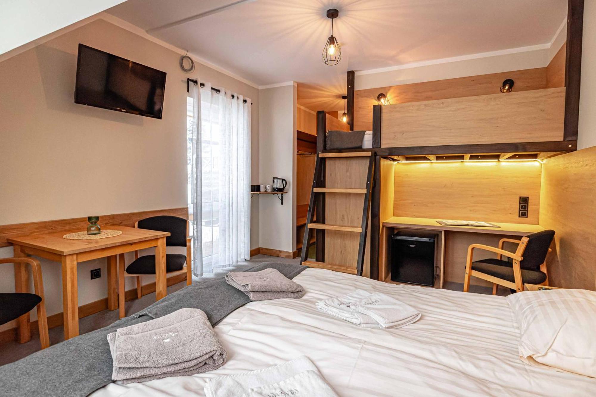 Granada Pensjonat & Spa Дужники Здрой Екстериор снимка